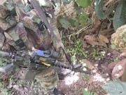 Preview 2 of Abundante semen de militar colombiano en el suelo, ¿quieres tomarlo?