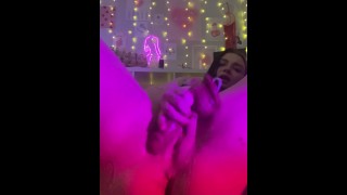 horny bbw fucks herself til she squirts