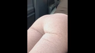 Parked in Kentucky parking lot just to film my ass before he fucks me silly 😜😱